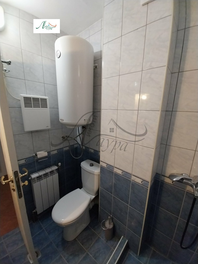 Дава под наем 2-СТАЕН, гр. Шумен, Център, снимка 10 - Апартаменти - 52657919