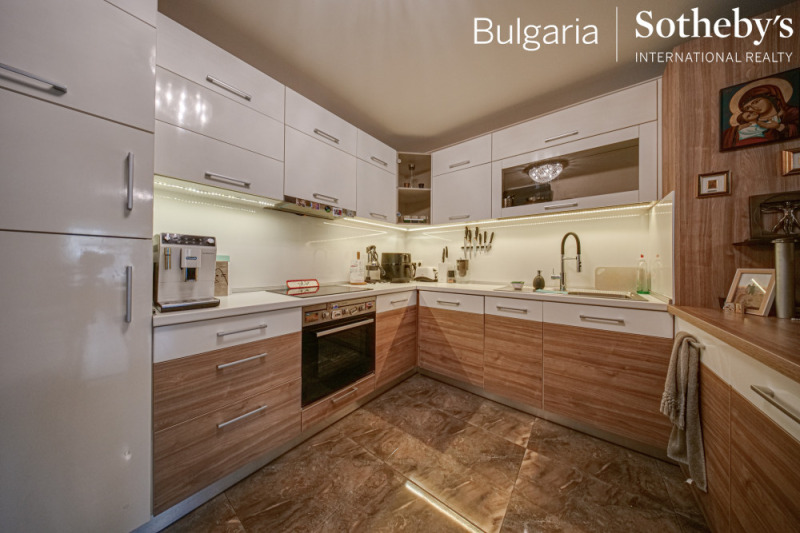 En renta  3 dormitorios Sofia , Tsentar , 125 metros cuadrados | 64932377 - imagen [5]