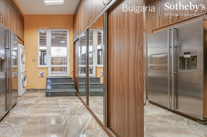 En renta  3 dormitorios Sofia , Tsentar , 125 metros cuadrados | 64932377 - imagen [14]