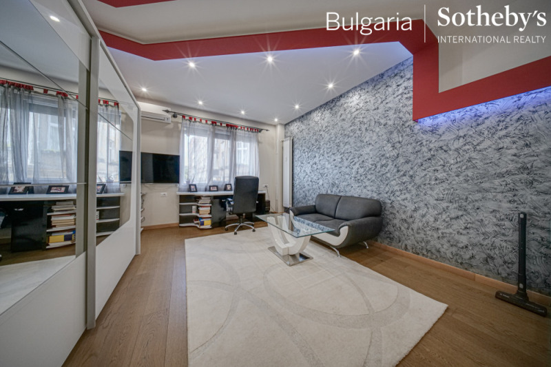 En renta  3 dormitorios Sofia , Tsentar , 125 metros cuadrados | 64932377 - imagen [6]