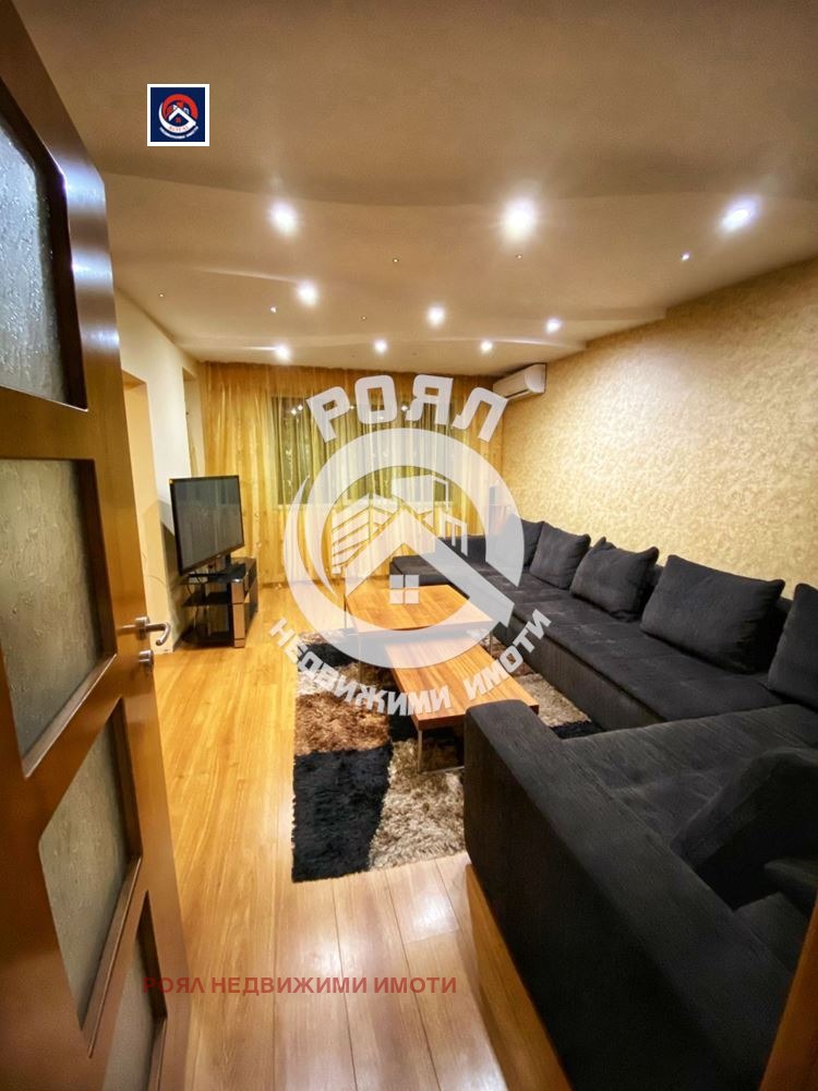 Te huur  3+ slaapkamer Plovdiv , Zapaden , 100 m² | 27332703