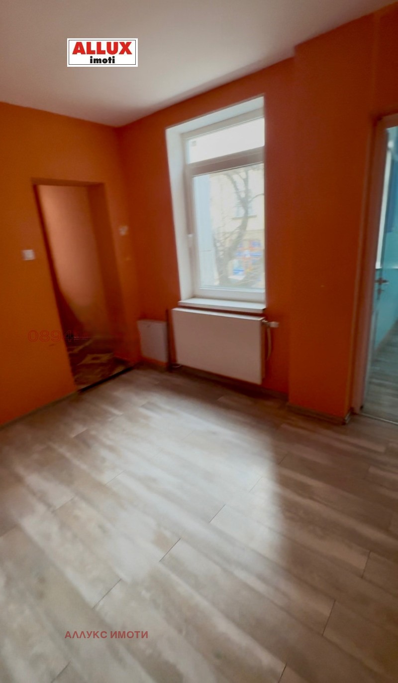 Дава под наем  Къща град Русе , Център , 188 кв.м | 52890744 - изображение [7]