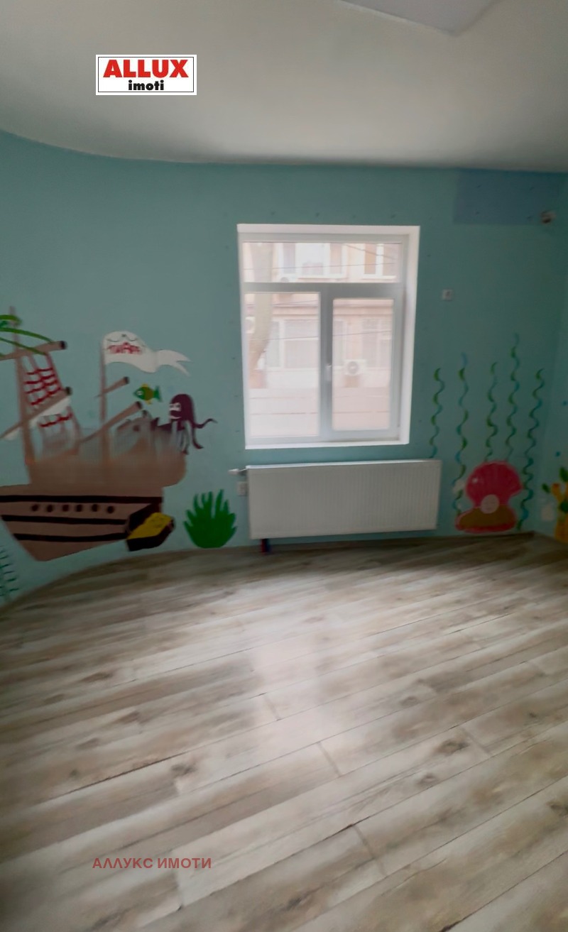 Дава под наем  Къща град Русе , Център , 188 кв.м | 52890744 - изображение [11]