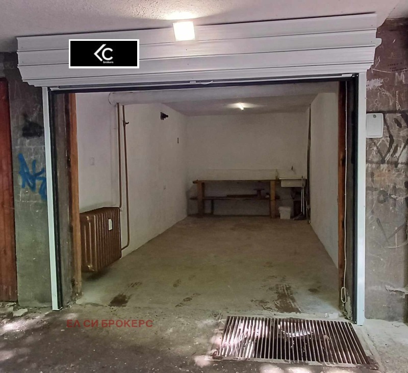 Дава под наем ГАРАЖ, ПАРКОМЯСТО, гр. София, Лозенец, снимка 2 - Гаражи и паркоместа - 53504685