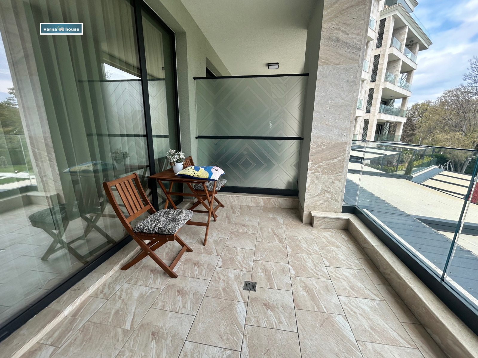 ���� ��� ���� 2-����� | Imot.bg � ����������� 13