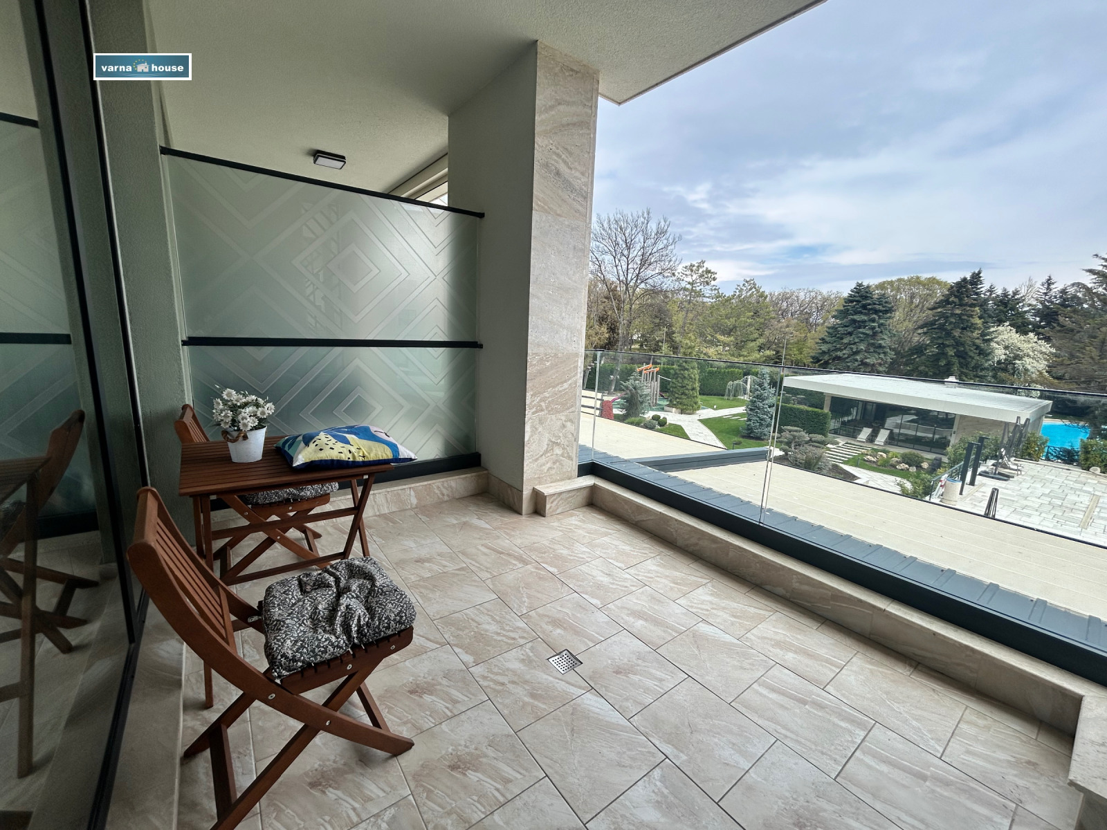 ���� ��� ���� 2-����� | Imot.bg � ����������� 12