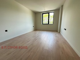 2 chambres Dianabad, Sofia 8