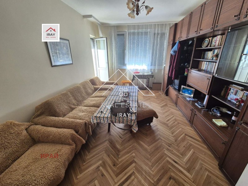 В оренду  3+ кімнати Стара Загора , Център , 90 кв.м | 20443779