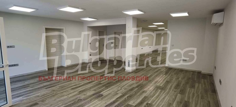 Под наем ОФИС, град Пловдив, Център • 1585 € / 3099.99 лв. • 10427339 1