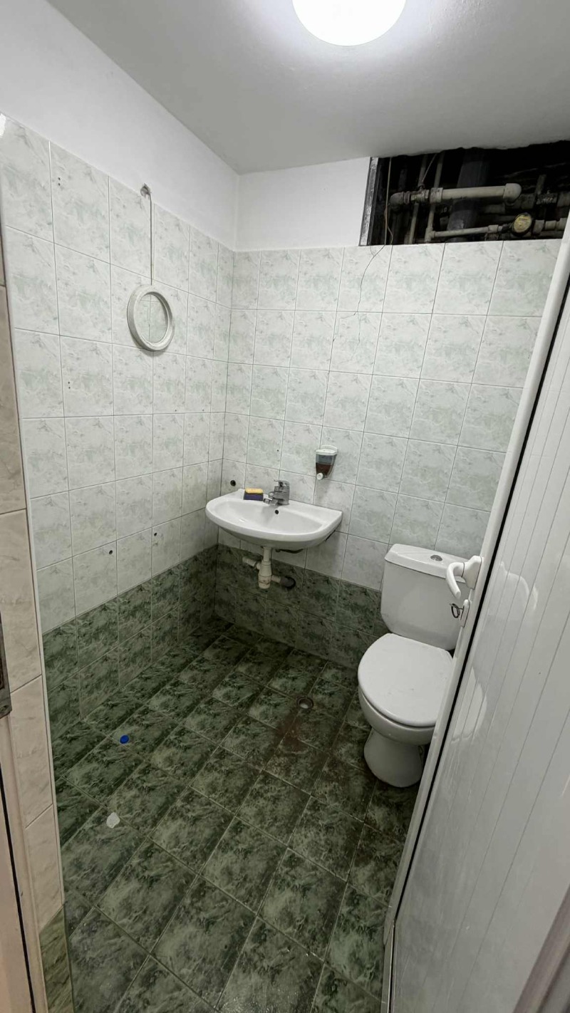 Дава под наем СКЛАД, гр. Варна, Левски 1, снимка 3 - Складове - 52410943