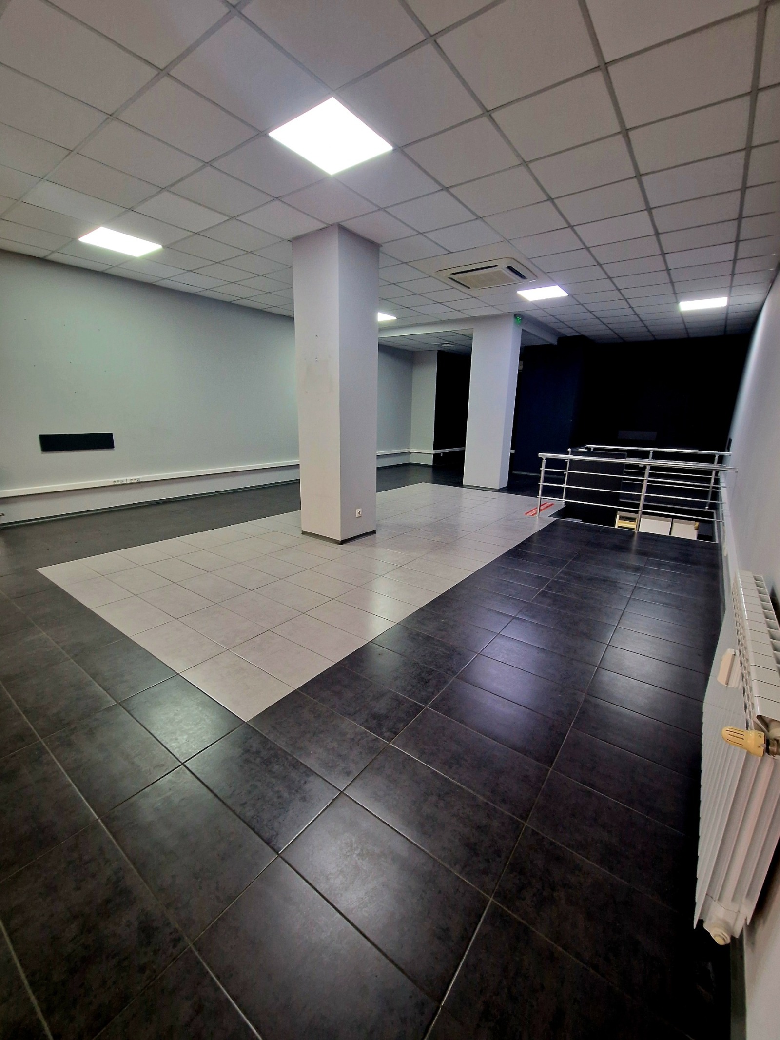 Дава под Наем МАГАЗИН | Imot.bg — изображение 1