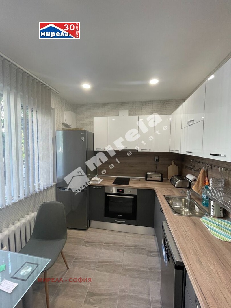 Kiadó  1 hálószoba Sofia , Ivan Vazov , 65 négyzetméter | 36100320