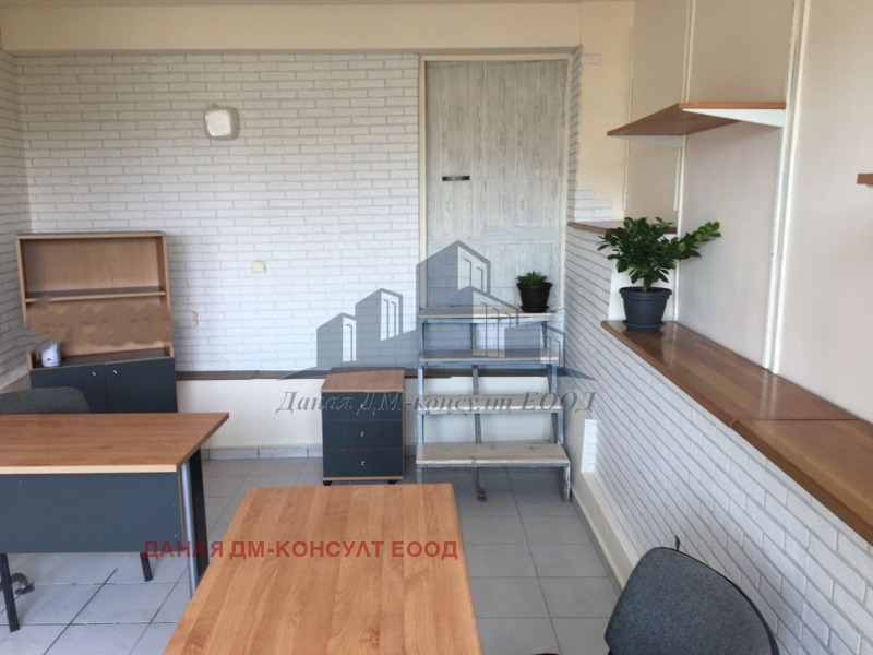 Kiralık  Mağaza Şumen , Pojarnata , 35 metrekare | 76492406