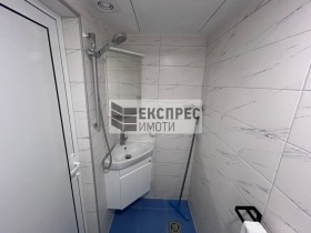 1-стаен град Варна, Гръцка махала 8