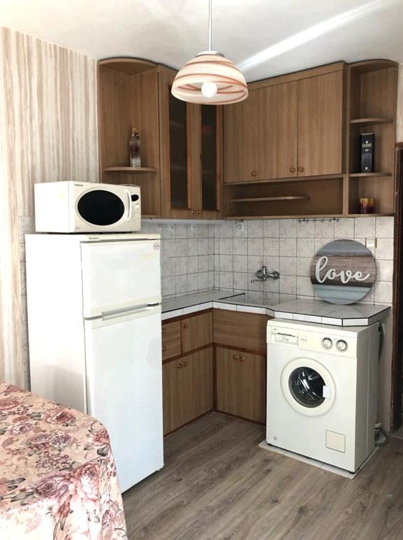 Дава под нем  2-стаен, град Пловдив, Младежки Хълм •  325 EUR • ID 12415985 — holmes.bg - [1] 