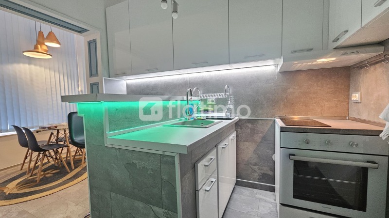 Дава под наем 2-СТАЕН, гр. София, Център, снимка 2 - Апартаменти - 53099488