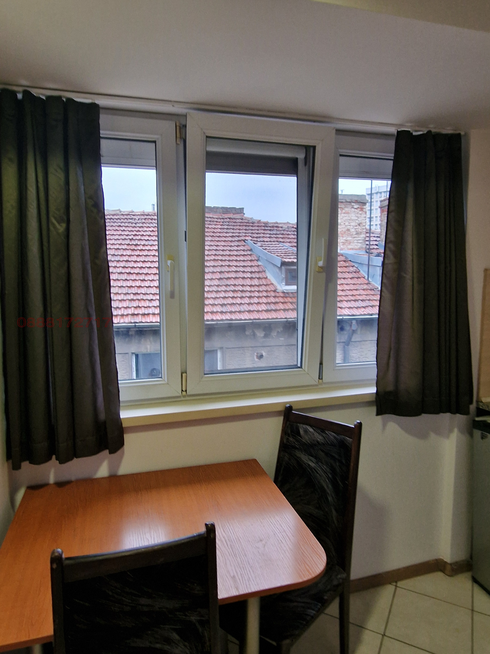 Дава под наем АТЕЛИЕ, ТАВАН, гр. София, Център