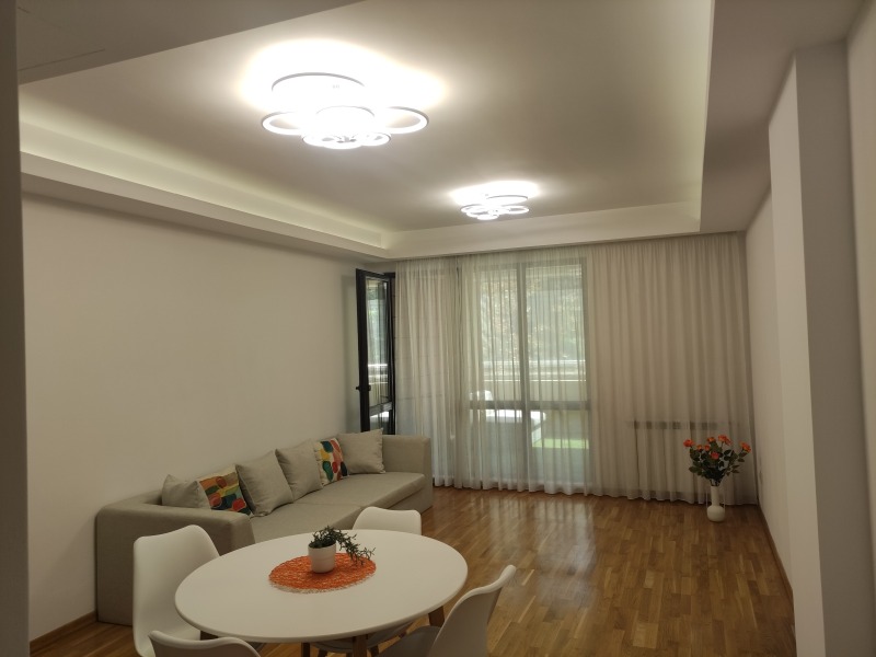 Дава под наем  4-стаен град София , Изгрев , 180 кв.м | 47719556 - изображение [2]
