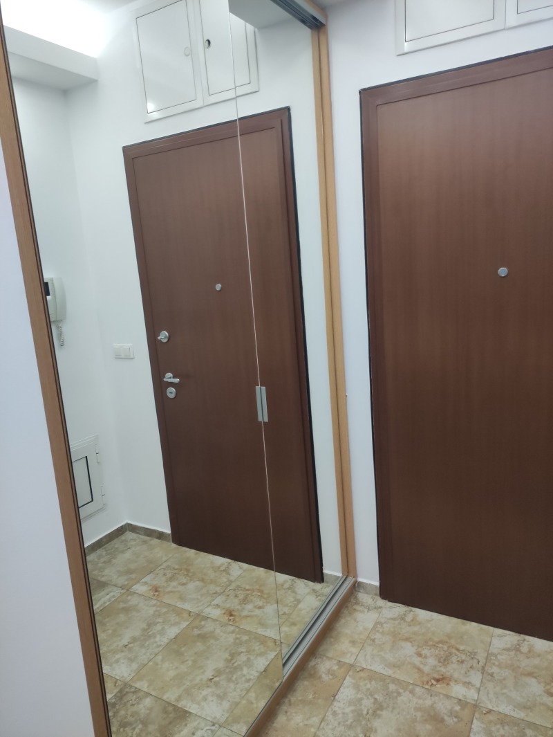 Дава под наем  4-стаен град София , Изгрев , 180 кв.м | 47719556 - изображение [17]