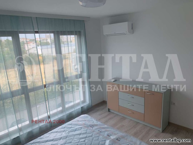 Para alugar  1 quarto Plovdiv , Kiutchuk Parij , 65 m² | 22120091 - imagem [3]
