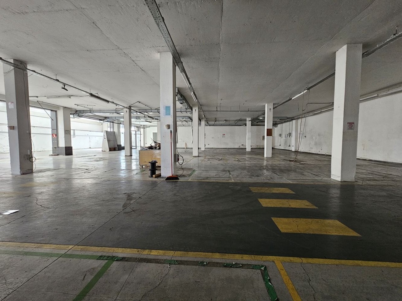 Дава под Наем ПРОМ. ПОМЕЩЕНИЕ | Imot.bg — изображение 1