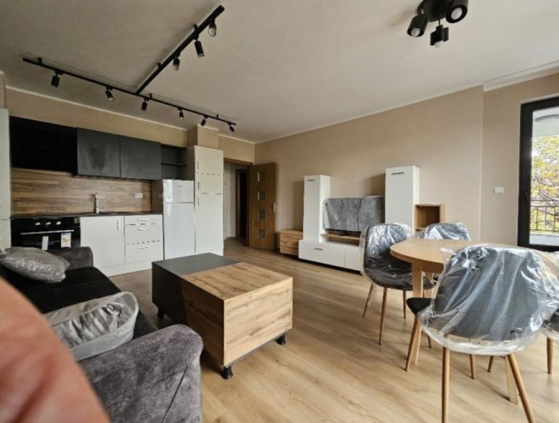 Da affittare  1 camera da letto Plovdiv , Kamenitsa 2 , 65 mq | 17490981