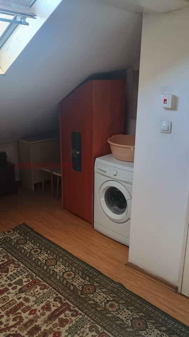 Дава под наем АТЕЛИЕ, ТАВАН, гр. София, Център, снимка 10 - Апартаменти - 54963353
