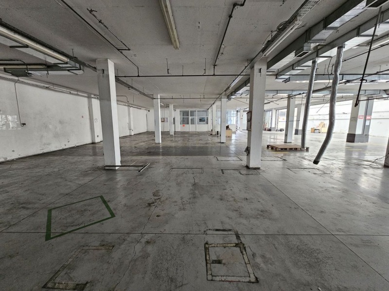 A louer  Bâtiment industriel Plovdiv , Indoustrialna zona - Trakiya , 700 m² | 60973196 - image [7]