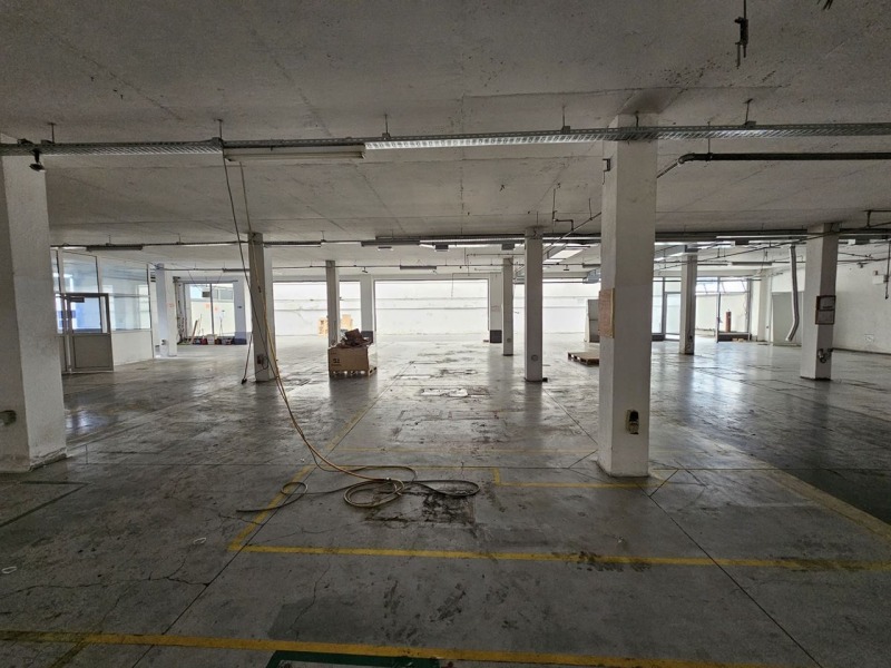 K pronájmu  Průmyslová budova Plovdiv , Industrialna zona - Trakija , 700 m2 | 60973196 - obraz [6]