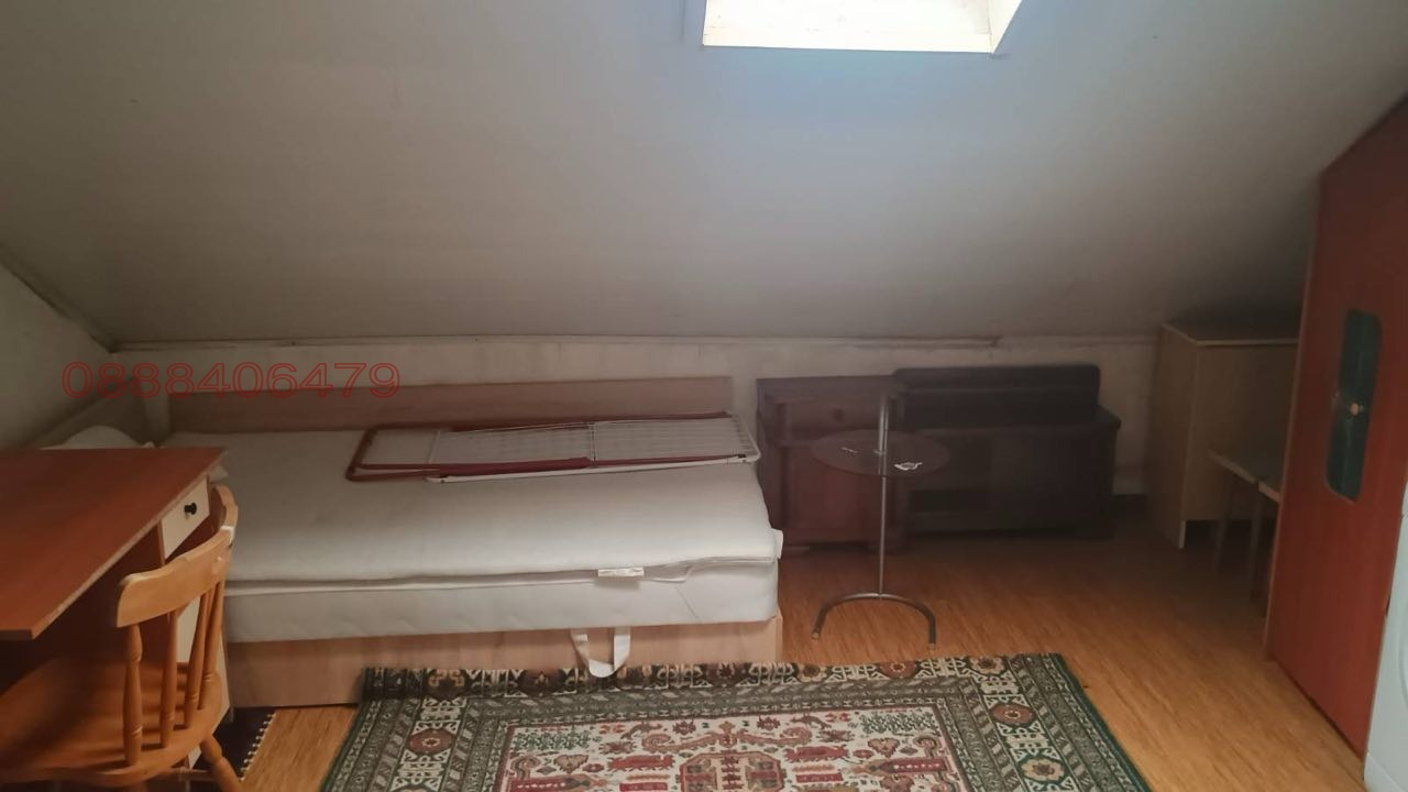 Дава под наем АТЕЛИЕ, ТАВАН, гр. София, Център, снимка 3 - Апартаменти - 54963353