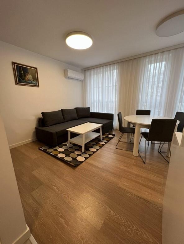 Zu vermieten  2 Schlafzimmer Sofia , Nadeschda 2 , 75 qm | 55667030