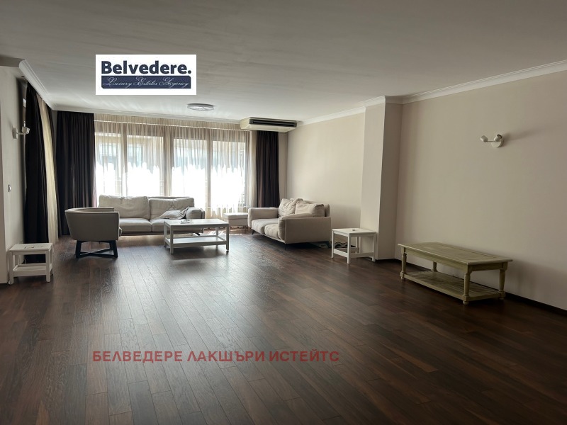 Kiadó  3 hálószobás Sofia , Centar , 220 négyzetméter | 36986659 - kép [2]