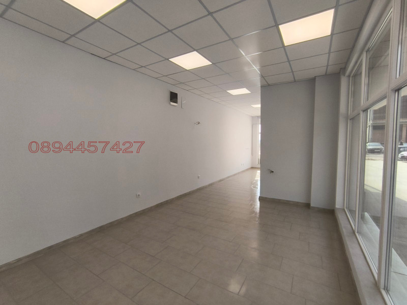 Дава под наем МАГАЗИН, гр. Пловдив, Христо Смирненски, снимка 9 - Магазини - 52784190