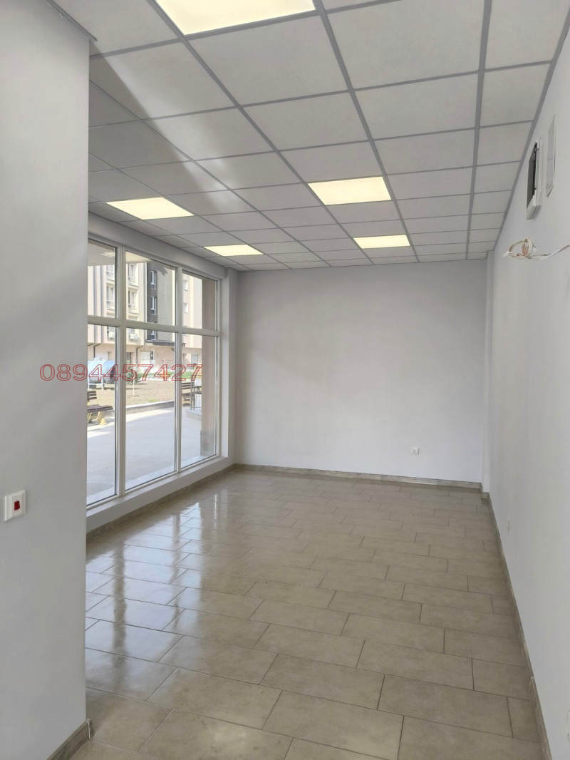 Дава под наем МАГАЗИН, гр. Пловдив, Христо Смирненски, снимка 10 - Магазини - 52784190