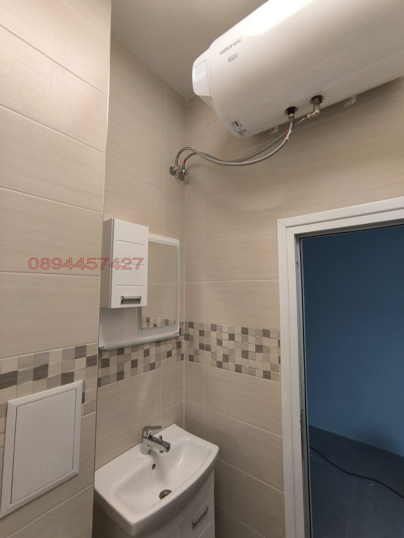 Дава под наем МАГАЗИН, гр. Пловдив, Христо Смирненски, снимка 2 - Магазини - 52784190