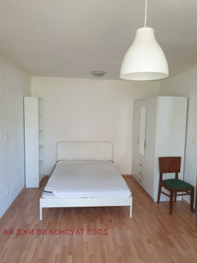 1 chambre Tsentar, Sofia 1