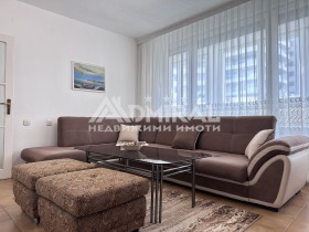 2 sovrum Lazur, Burgas 2