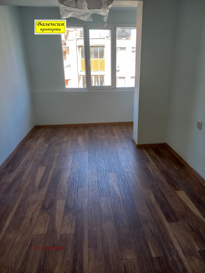 Дава под наем 3-СТАЕН, гр. Враца, Център, снимка 5 - Апартаменти - 52544628