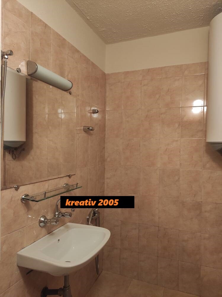 För uthyrning  1 sovrum Sofia , Krasno selo , 60 kvm | 40484638 - bild [4]