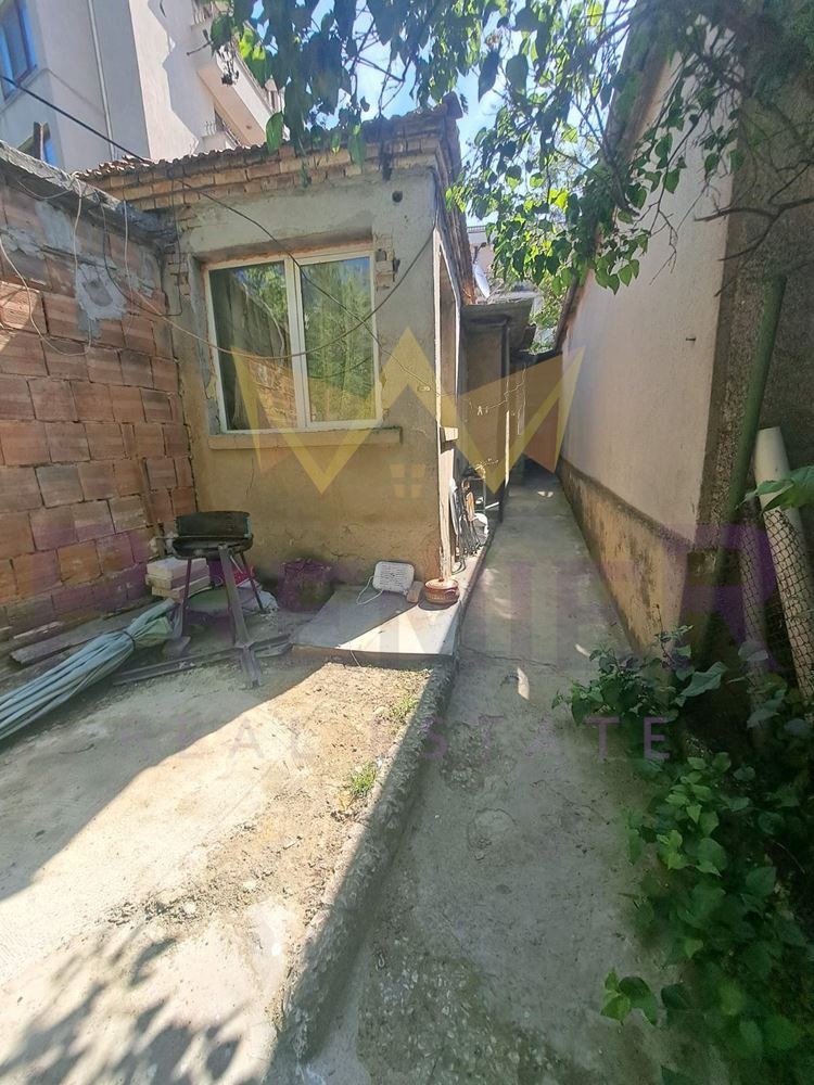 Дава под наем  Етаж от къща град Варна , Цветен квартал , 40 кв.м | 75929590 - изображение [6]