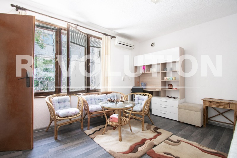 Под наем 1-СТАЕН, град София, Център • 460 € / 899.68 лв. • 32220388 1