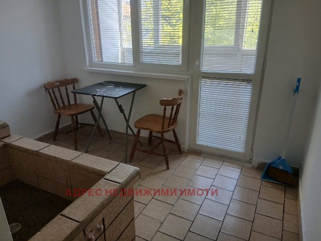 Дава под наем 2-СТАЕН, гр. Стара Загора, Център