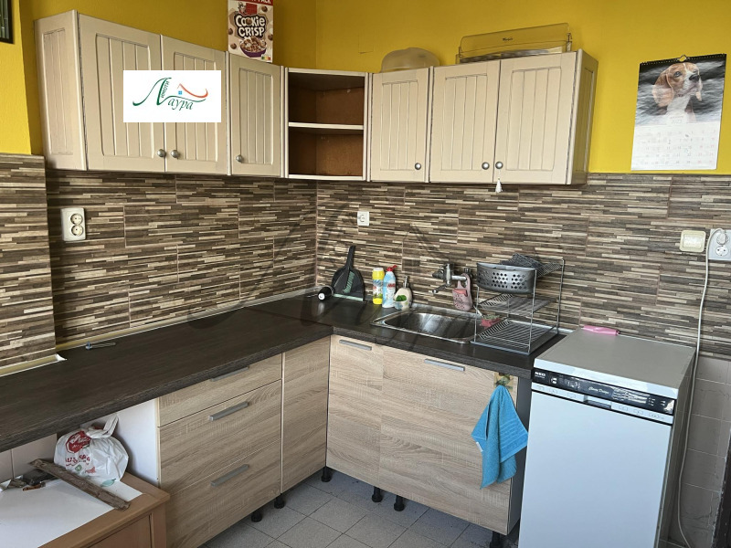 K pronájmu  2 ložnice Šumen , Bolnicata , 90 m2 | 81690279 - obraz [5]