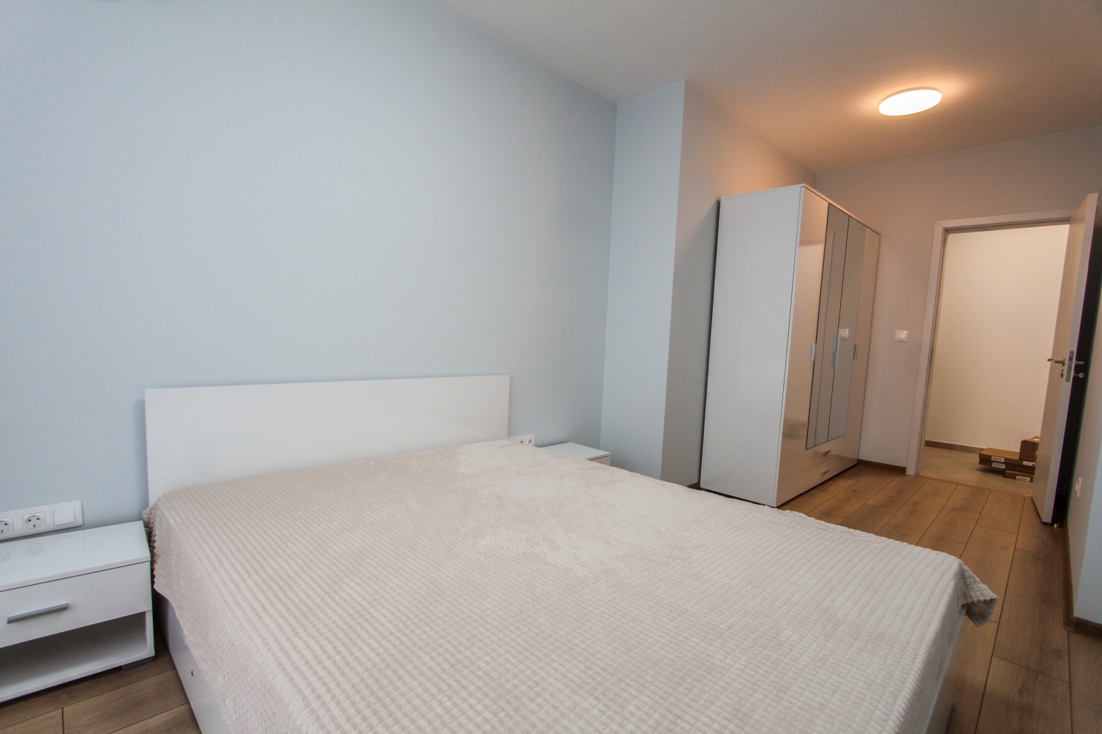 Дава под наем 2-СТАЕН, гр. София, Оборище, снимка 9 - Апартаменти - 54100265