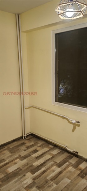 1 bedroom Moshino, Pernik 3