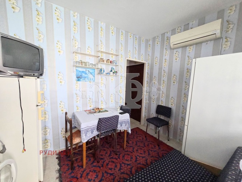 Zu vermieten  2 Schlafzimmer Warna , Wladislaw Warnentschik 2 , 64 qm | 64195798 - Bild [6]