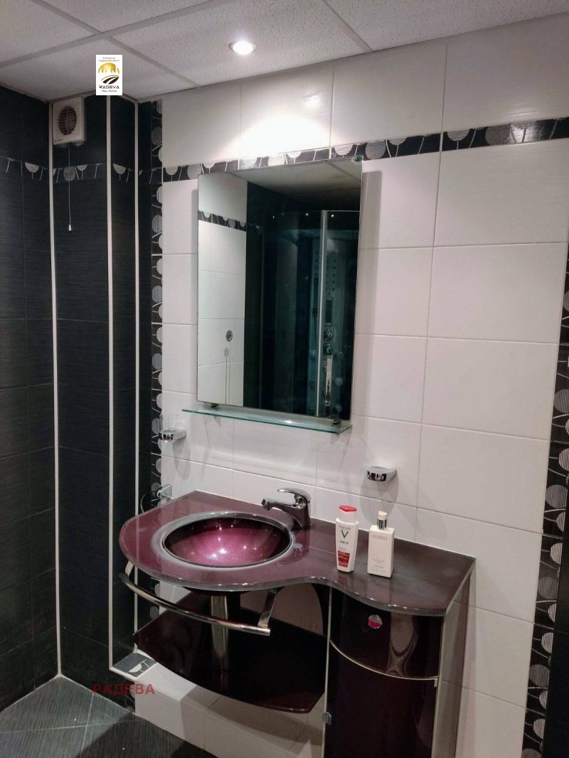 Дава под наем  3-стаен град Русе , Широк център , 103 кв.м | 67202092 - изображение [10]