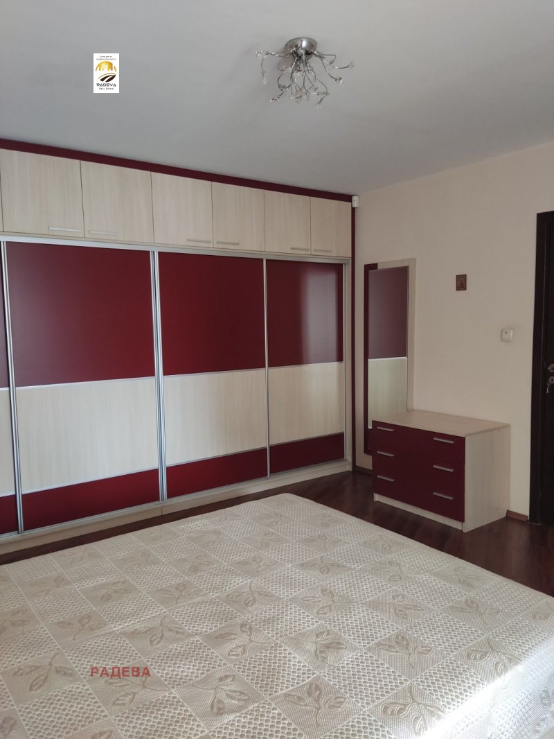 Дава под наем  3-стаен град Русе , Широк център , 103 кв.м | 67202092 - изображение [6]