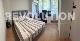 2 makuuhuonetta Tšajka, Varna