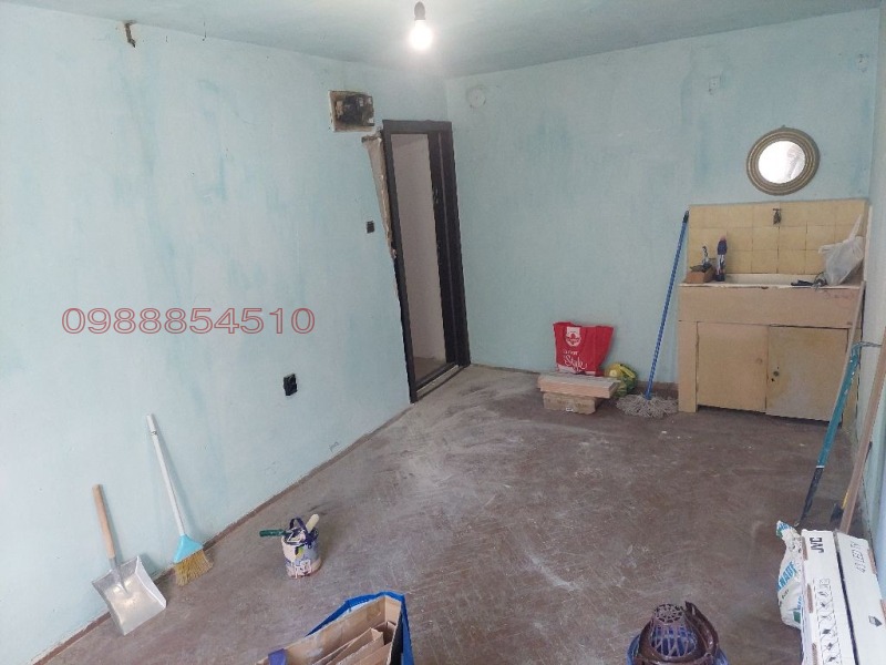 Дава под наем СКЛАД, гр. Плевен, 9-ти квартал, снимка 4 - Складове - 53045769